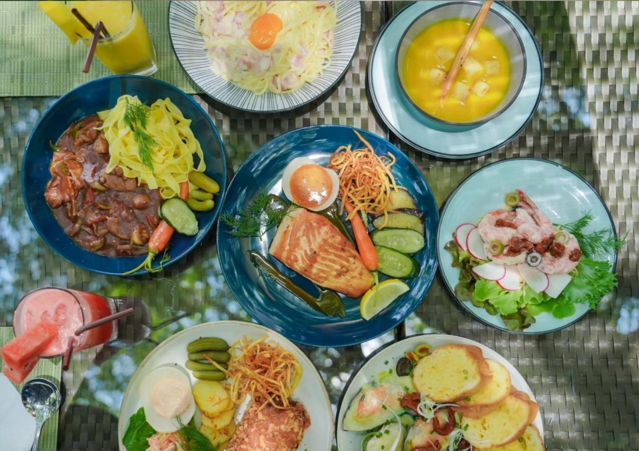 Naithonburi Beach Resort - Sha Extra Plus Esterno foto