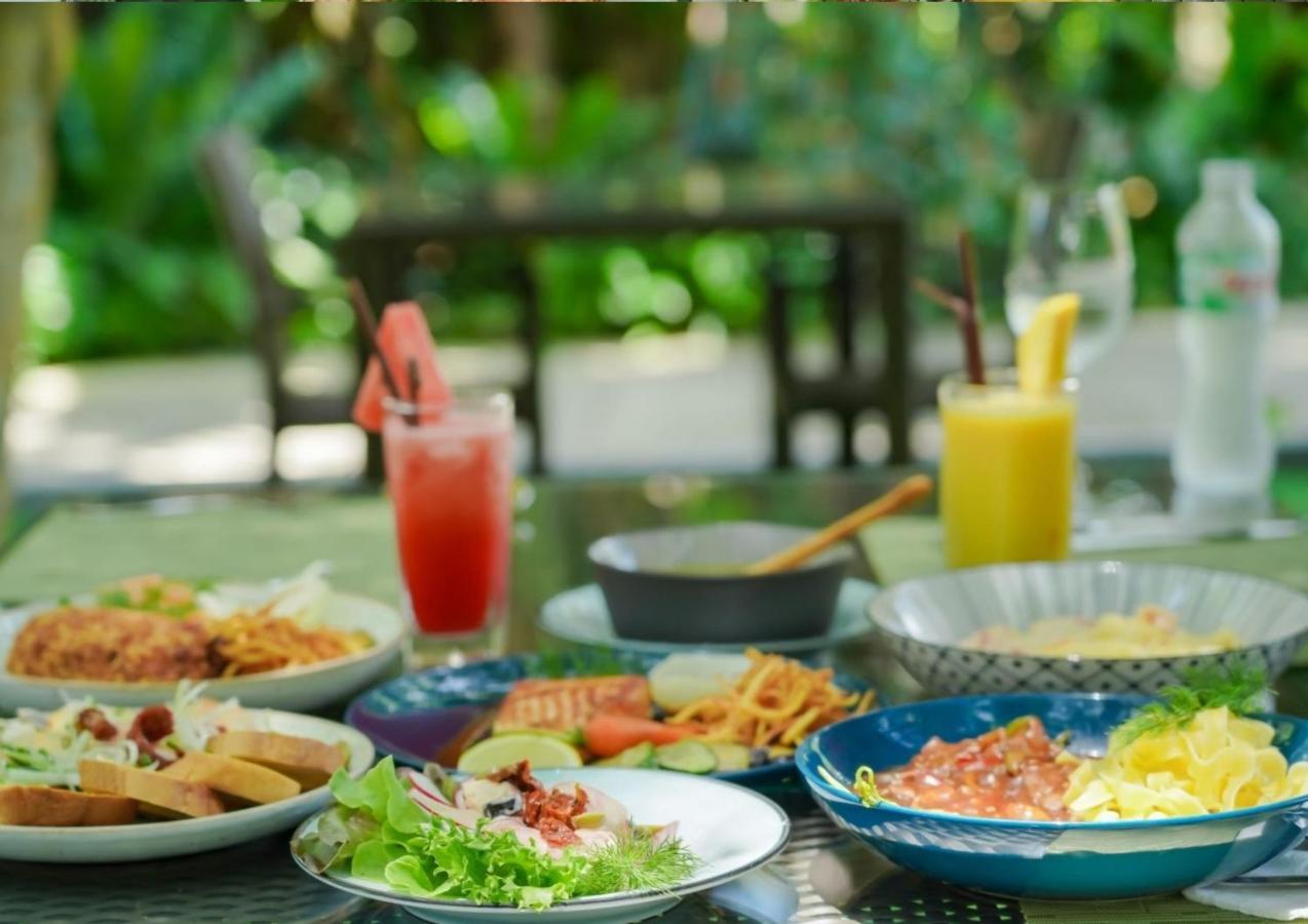 Naithonburi Beach Resort - Sha Extra Plus Esterno foto